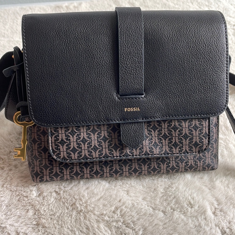 Leather fossil crossbody